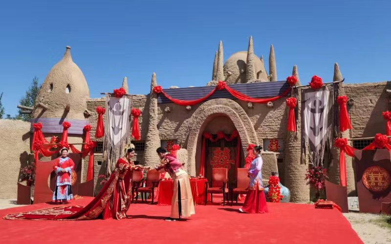 沙漠公园民俗婚礼现场