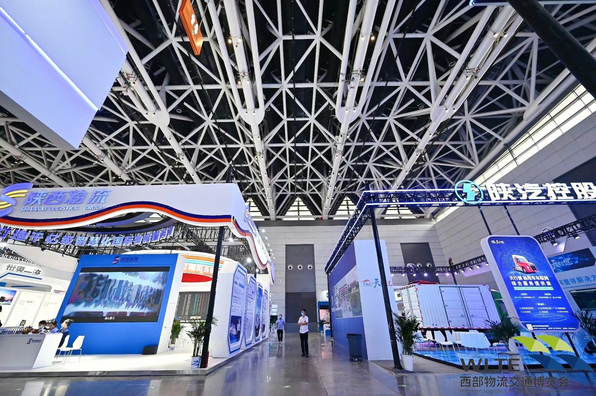 通道畅通双循环智慧引领新发展 2022西部物流交通博览会开幕