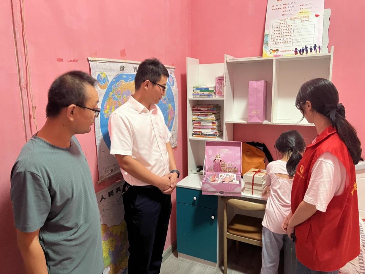 15763619073336460147(1)