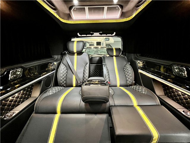 奔驰v260l改装迈巴赫金缇香高端定制