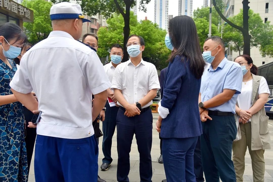 开福区高伟个人简历图片