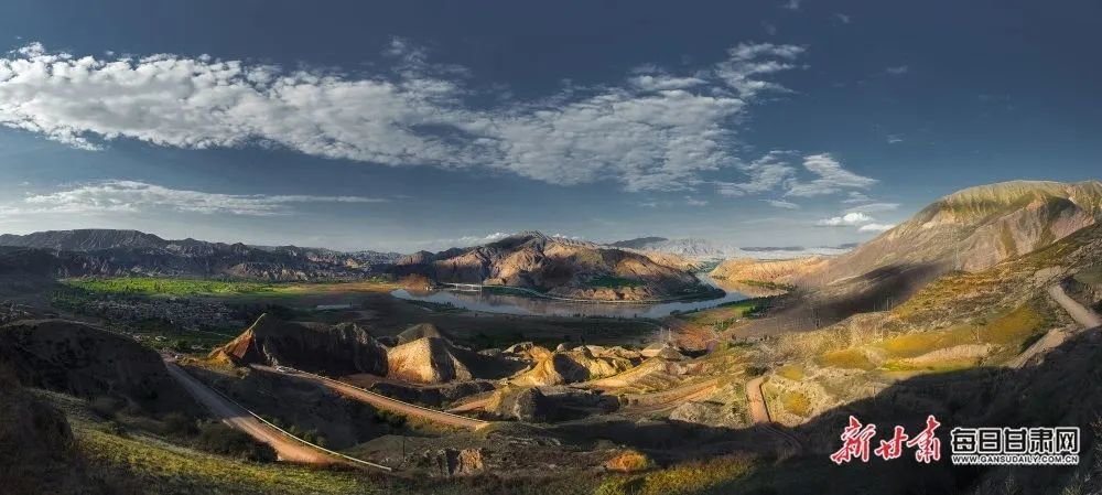 刘家峡高山峡谷风光