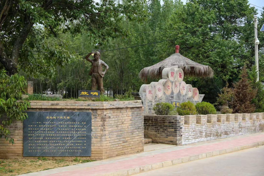 村美民富新风漾 甘肃泾川这个"红色村"实力"圈粉"