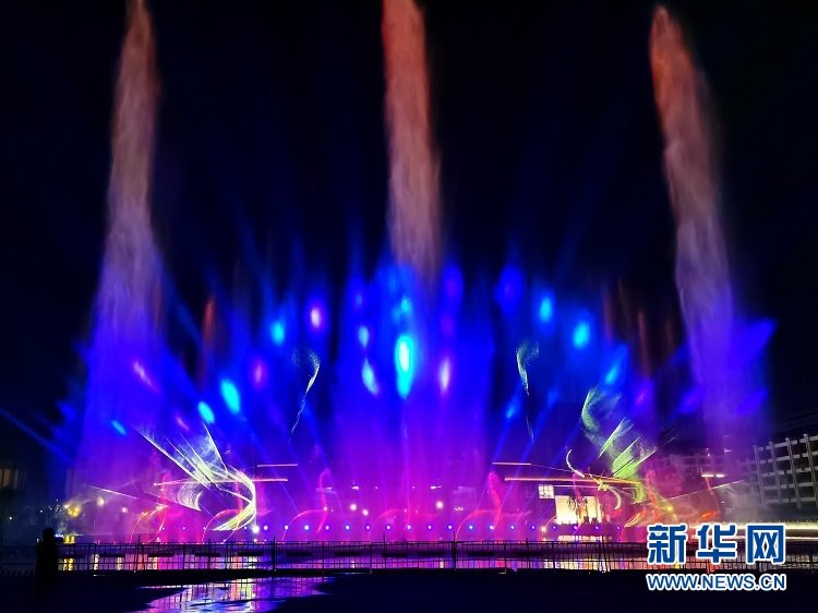 武威雷台文化旅游综合体项目夜间灯光秀（宋昱静 摄）