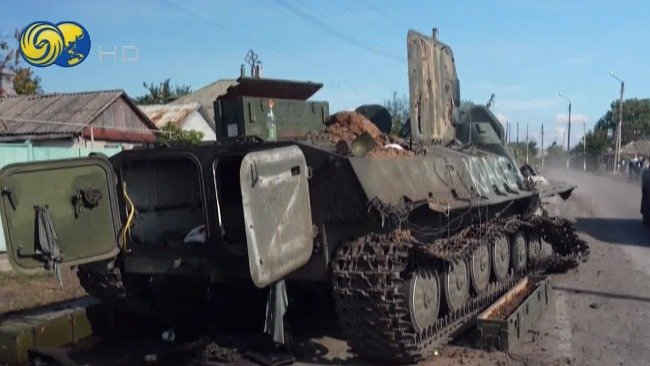 乌军收复库皮扬斯克：俄军装甲车残骸、士兵尸体随处可见