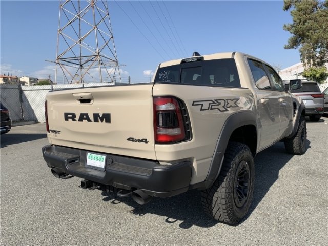 22款道奇霸王龙沙漠黄限量版现车120万_凤凰网汽车_凤凰网