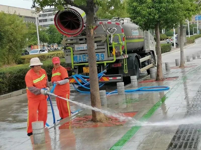 安徽肥西县：“标线工作法”刷新路面洁净度