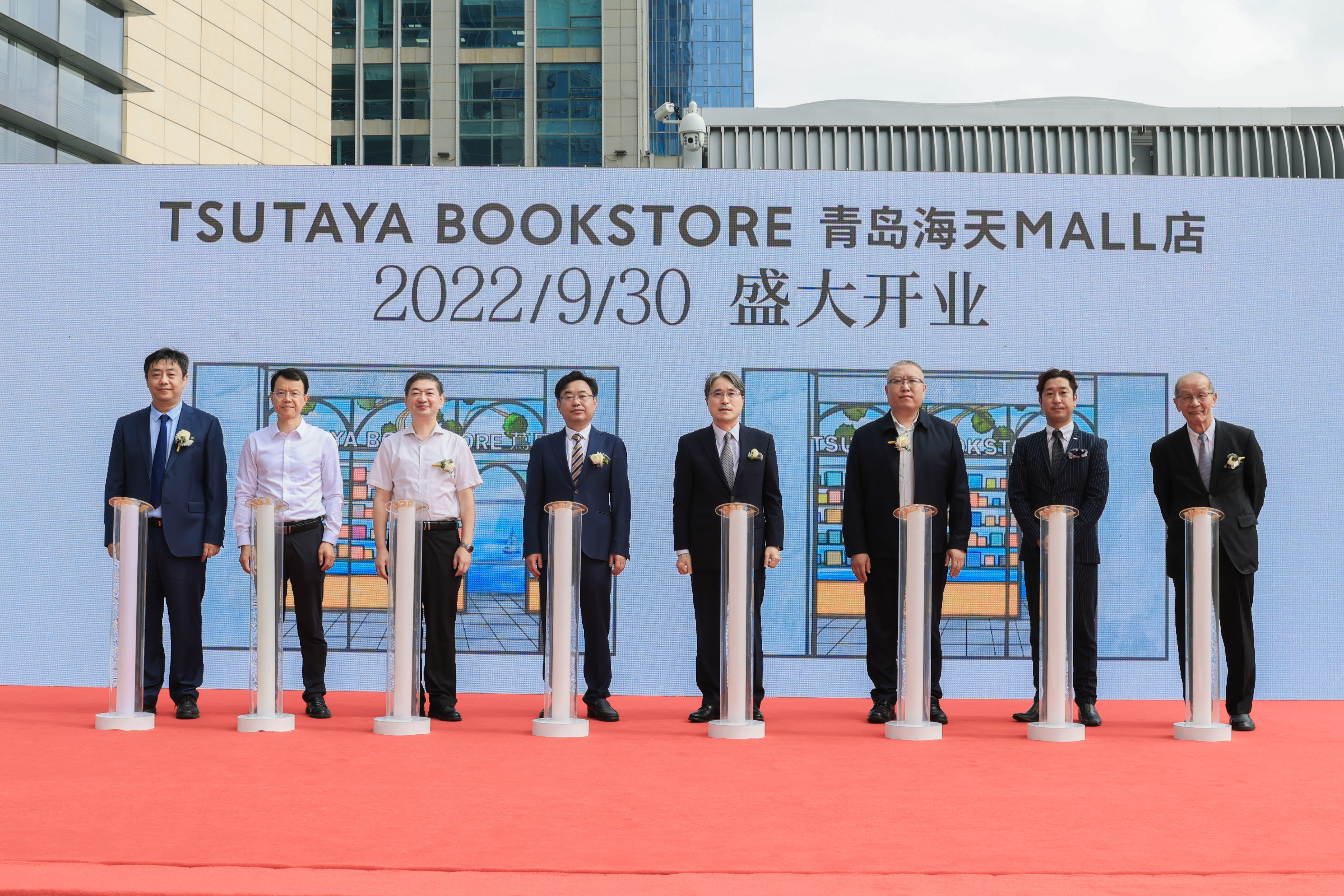 看全球最美书店TSUTAYA BOOKSTORE茑屋落户青岛 惊艳海天！