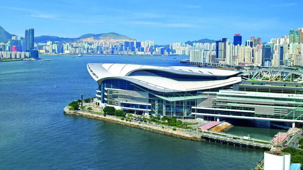 香港和新加坡历来是竞争对手，专家：港展览配套强，短期内优势尚存