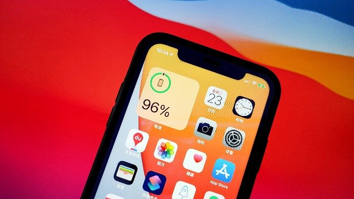 苹果iOS 16.1 Beta 3支持安装App后自动预加载应用内内容_凤凰网