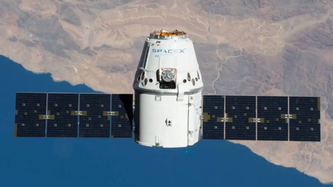 SpaceX“龙”飞船将美日俄宇航员送往国际空间站