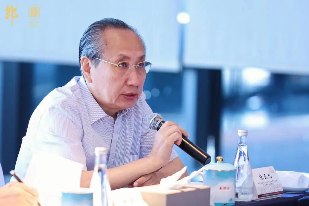 △中国食品发酵工业研究院首席酿酒技术顾问张五九