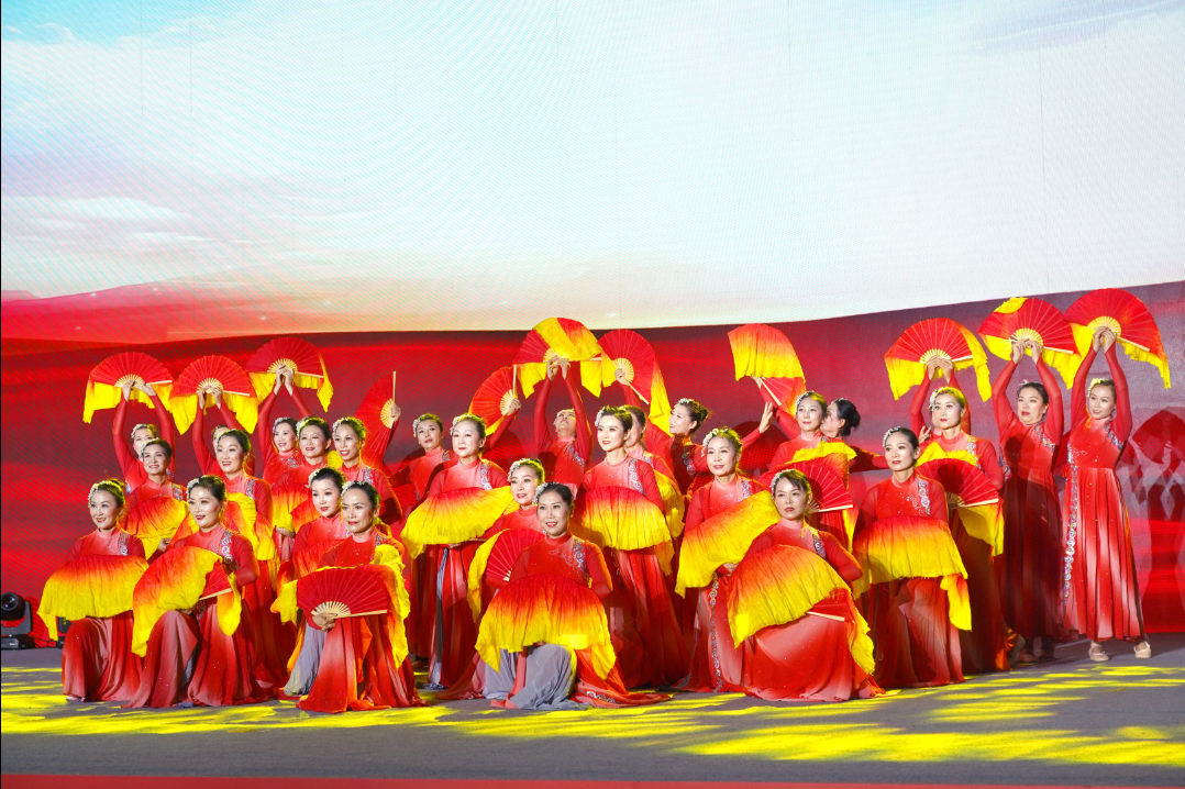 2022西安市群众广场舞大赛精彩纷呈凤凰网陕西_凤凰网