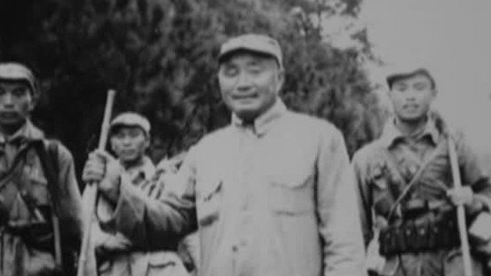 珍贵照片：1947年刘邓大军挺进大别山