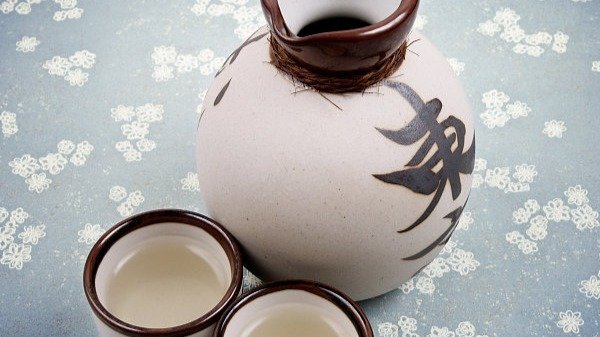 海外最大中国股票基金大幅加仓茅台 高端及次高端白酒获机构看好_凤凰网