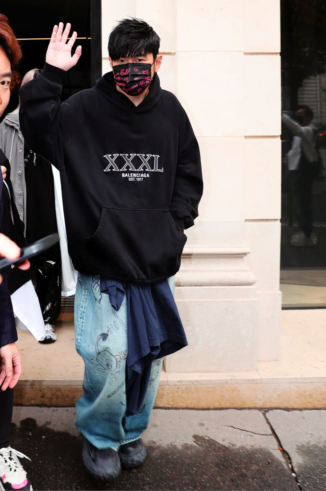 周杰伦郑秀文站台的Balenciaga，果然有态度_凤凰网