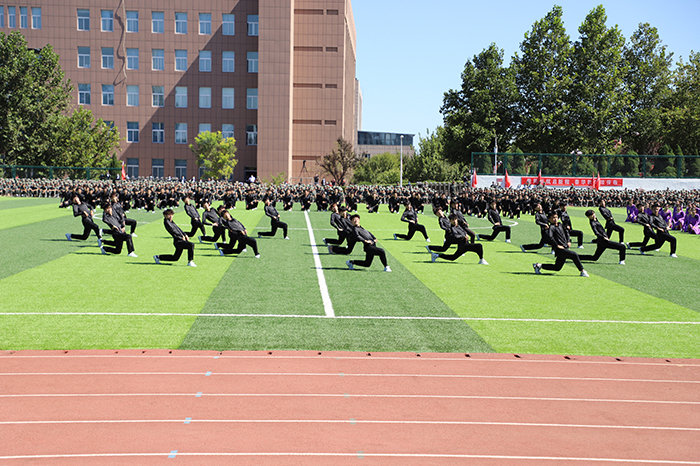 拉丁舞《让我们荡起双桨》