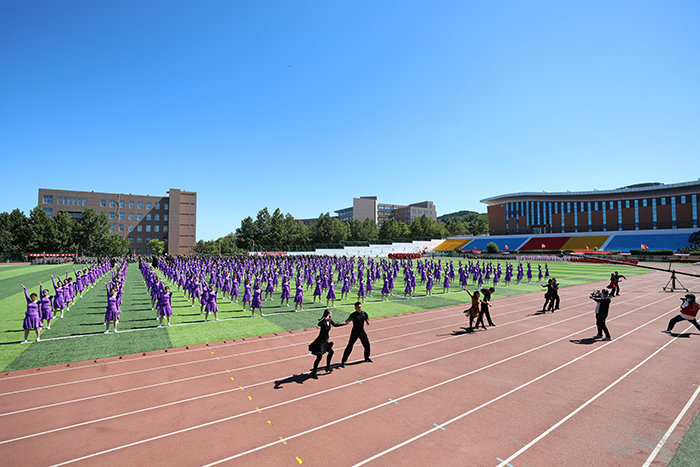 拉丁舞《让我们荡起双桨》