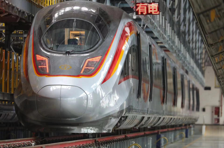 复兴号智能动车组惊艳亮相 让旅客享受更美好出行体验凤凰网江西_凤凰网