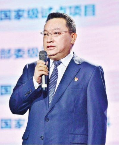 华中科技大学同济医学院附属同济医院院长刘继红。