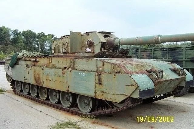图片：采用顶置火炮设计的M1 TTB技术验证车。