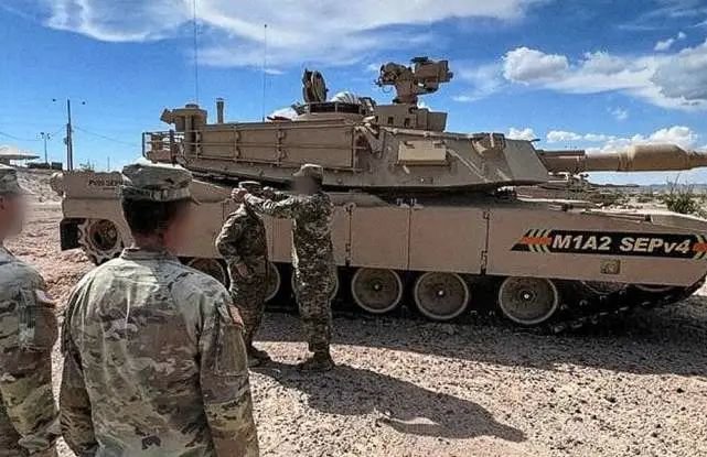 图片：美军最新型的M1A2 SEPv4主战坦克。
