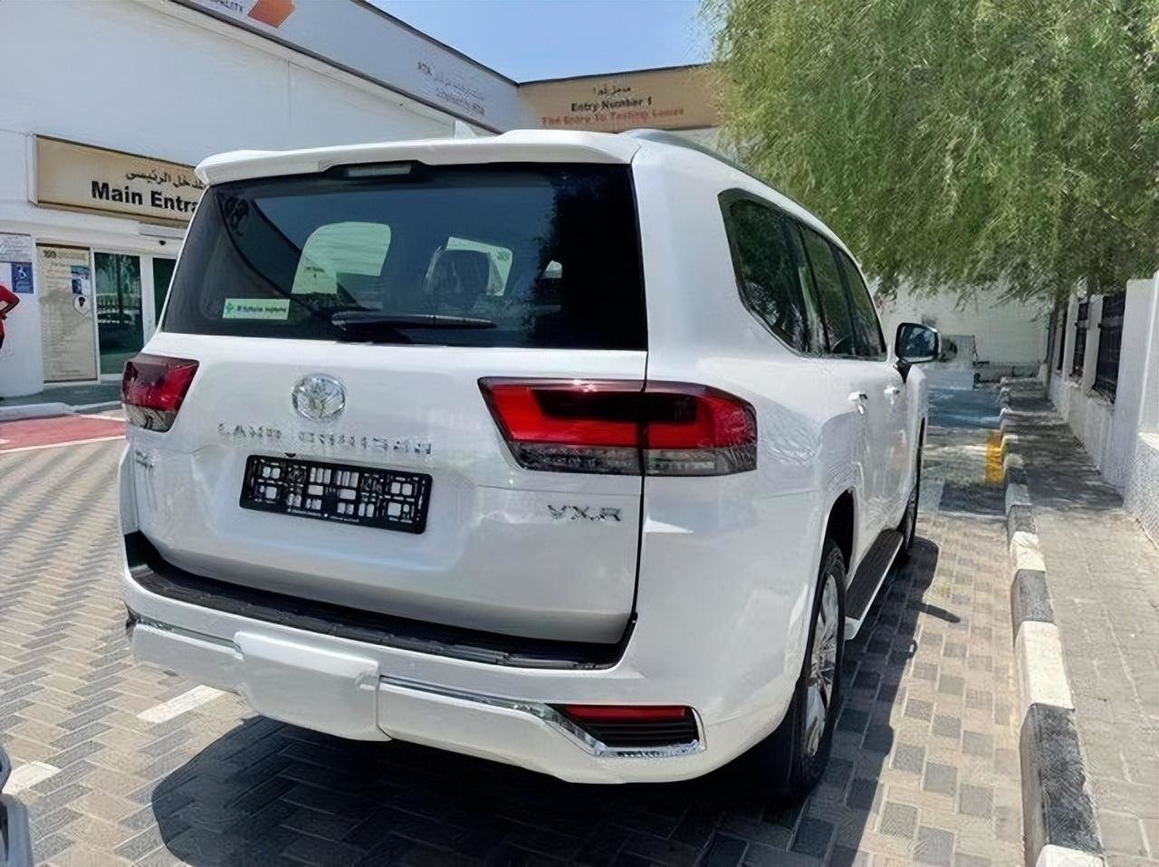 丰田兰德酷路泽3.5报价99万到160万_凤凰网汽车_凤凰网