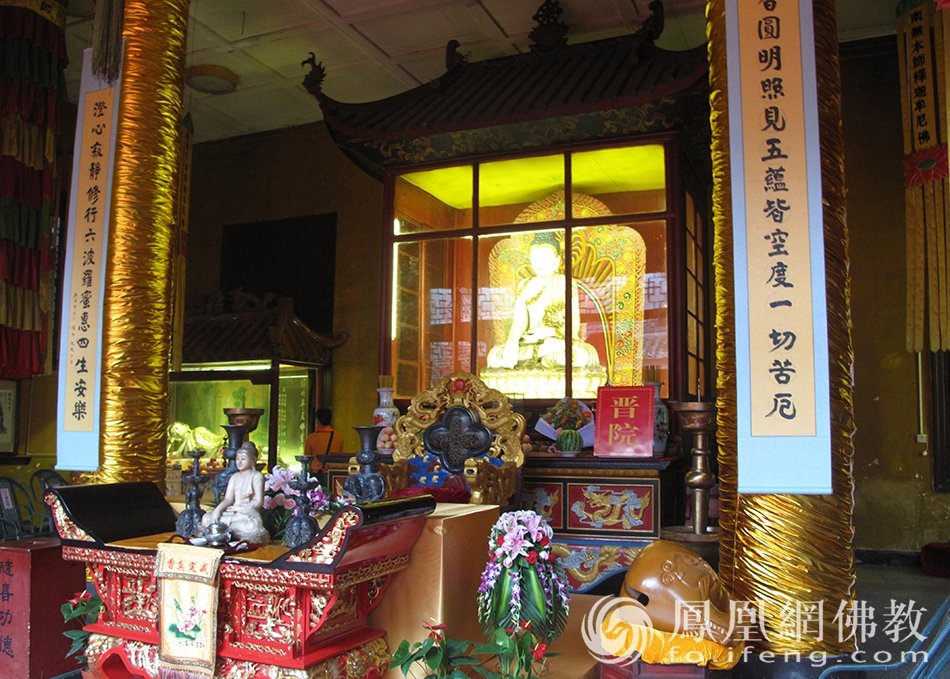走进千年慈云寺:重庆最朋克古刹,山城中“不一样的烟火”