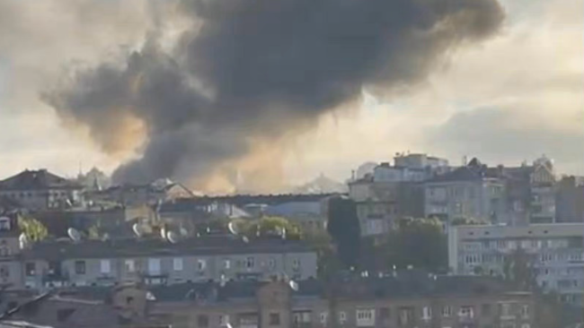 乌克兰国家紧急事务局：空袭已至14死97伤