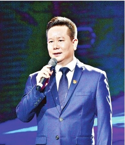 武汉市卫生健康信息中心党委书记、主任、武汉市中心医院副院长杨国良。