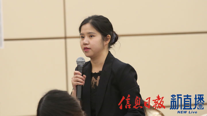 香港大公报提问(文颖 摄)