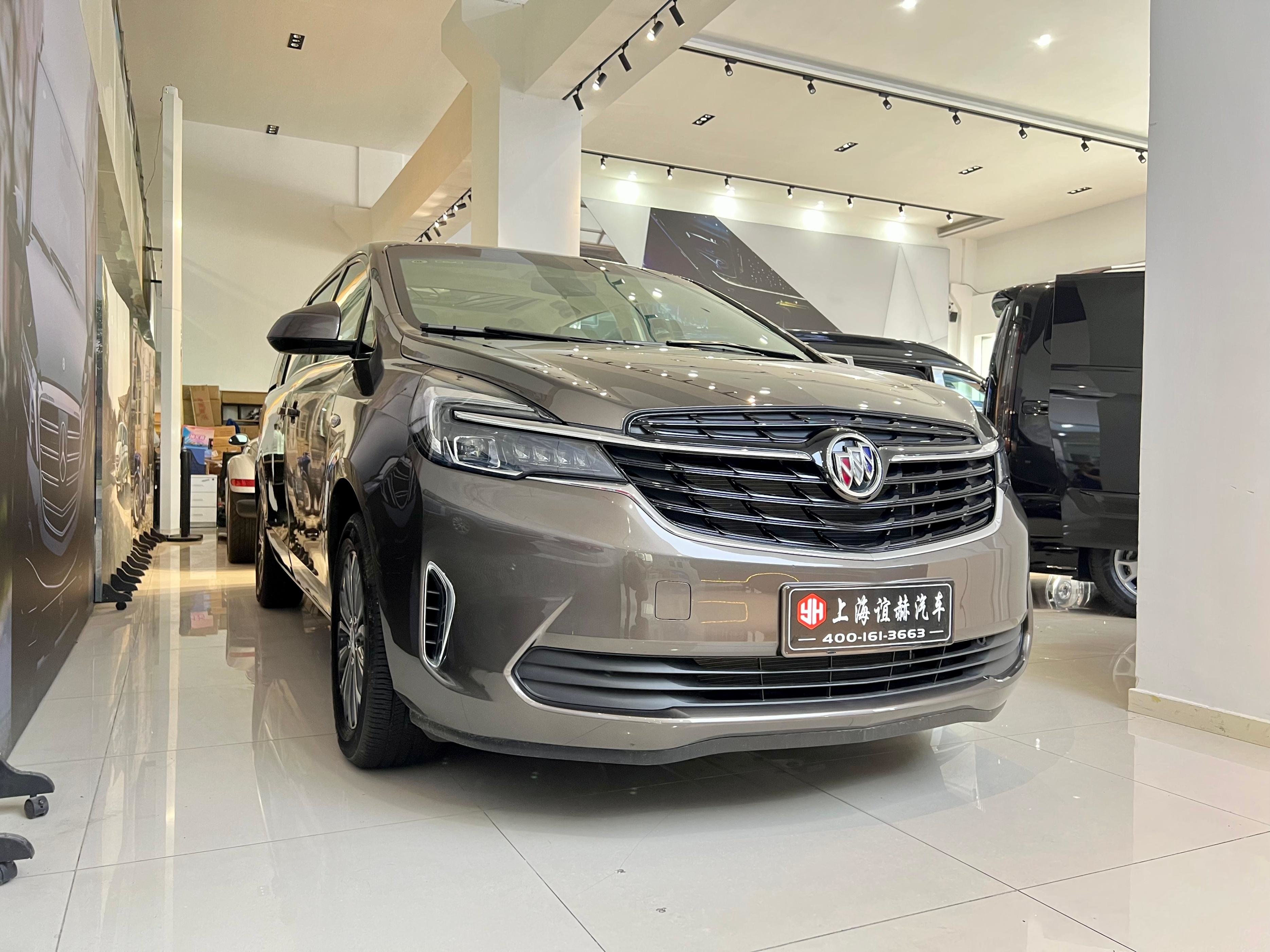 别克gl8改装升级652t陆上公务舱