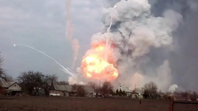俄方称乌军炮击俄别尔哥罗德州一处军火库引发爆炸