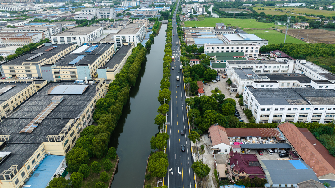 苏州相城北桥街道凤北公路(御窑路至广济北路)改造路段顺利通车!