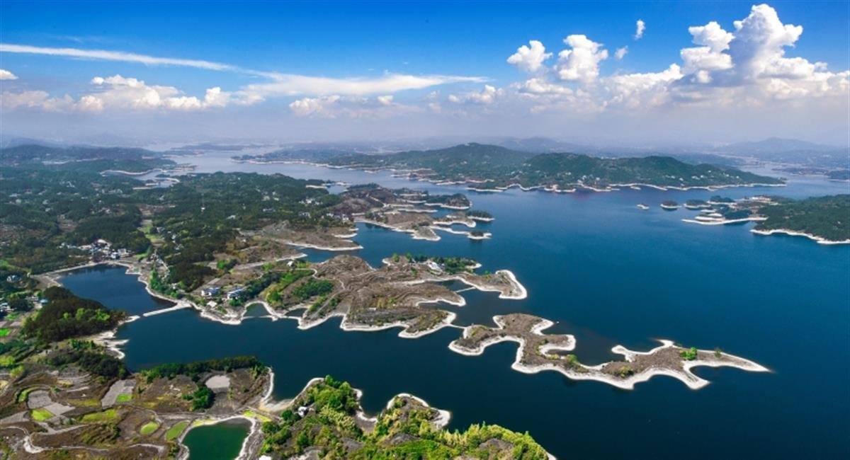 美丽白莲河(徐全华 摄)