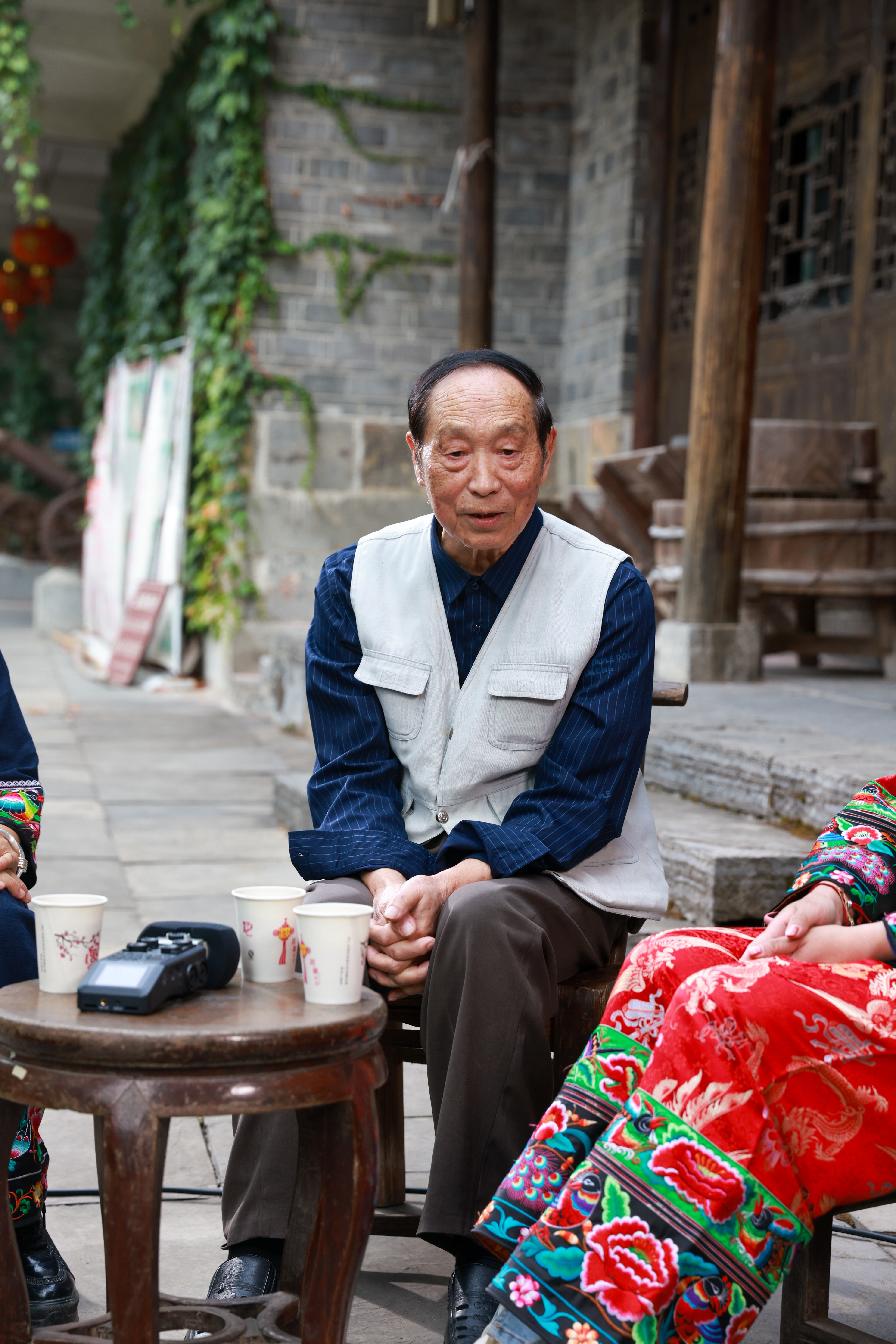 神秘湘西,天下凤凰:这里原来不只有沈从文 | 这局好玩儿