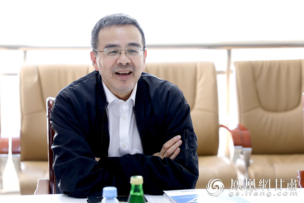 蒋海涛肯定商投集团发展成绩 兰州新区商投集团供图
