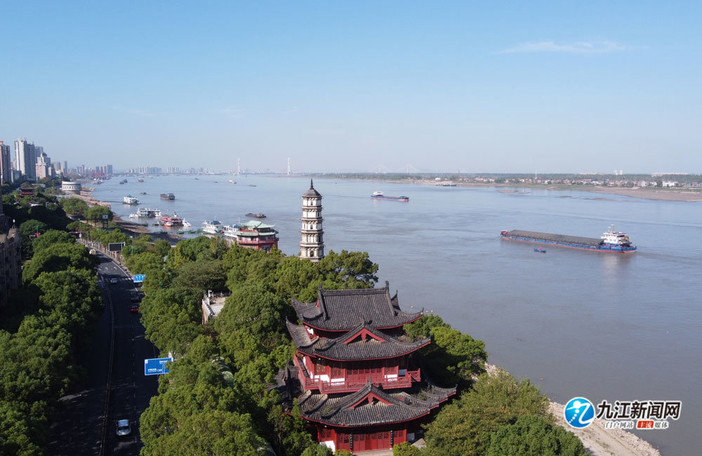 长江九江岸线秋日静美凤凰网江西_凤凰网