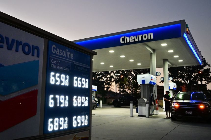 通货膨胀导致美国石油价格上涨