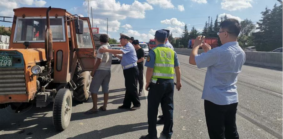 “伴随式”执法监督员：烟台持续优化法治营商环境