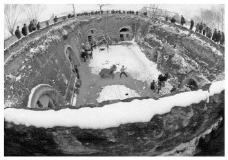 地坑院里舞狮者