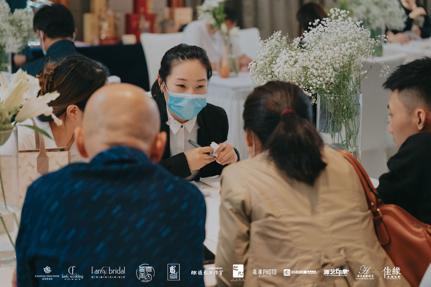 以爱之名,赴秋日之约|青岛星河湾酒店“幸·绘”婚礼沙龙圆满举行