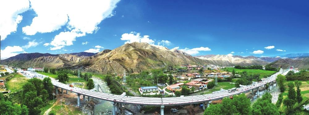 建设中的王夏高速大夏河桥