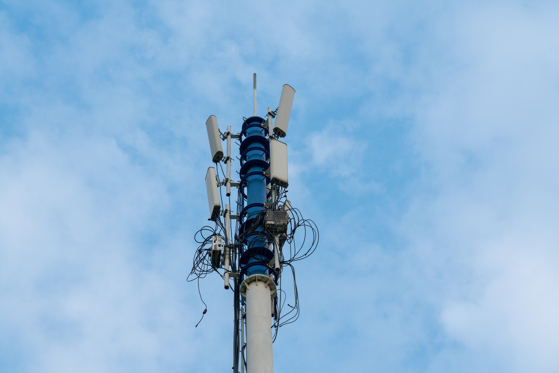 实现5G网络乡镇以上全覆盖 青岛已开通5G基站超3万个