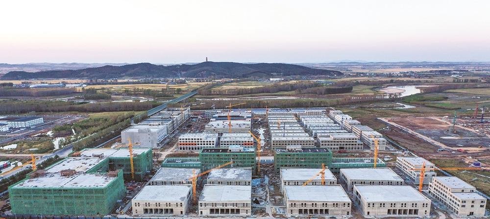 项目建设如火如荼。赵冬 摄