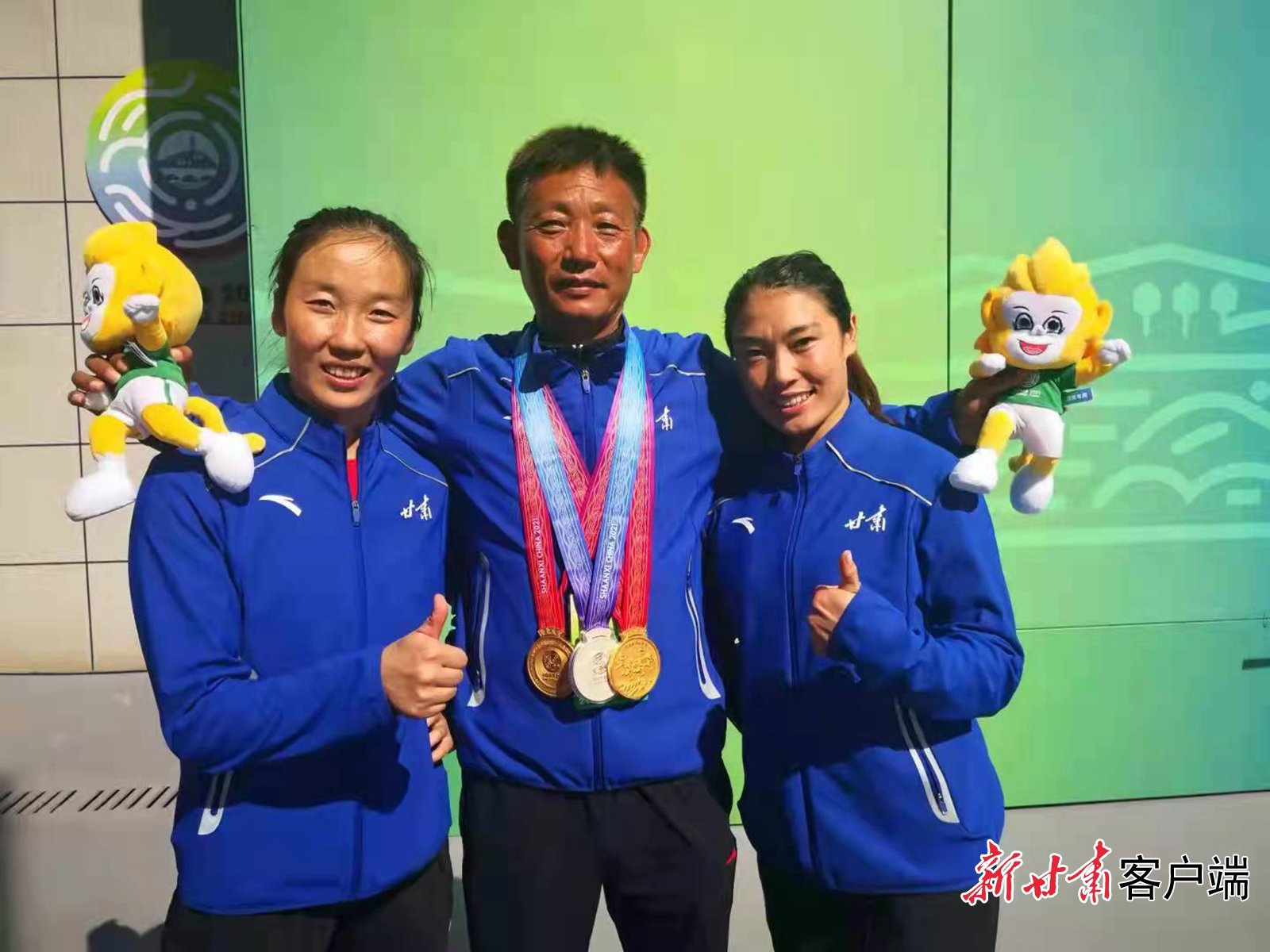 ▲逯艳（左）、张娅儒（右）包揽第十四届全运会金银牌。