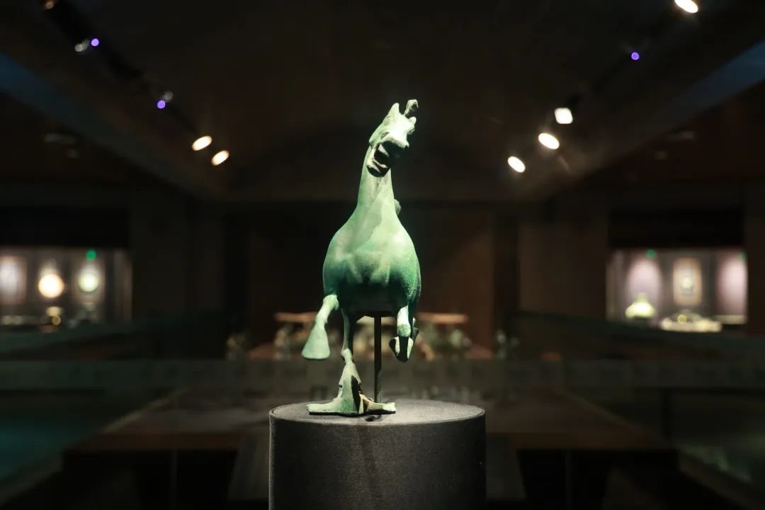 汉 铜奔马 甘肃省博物馆藏