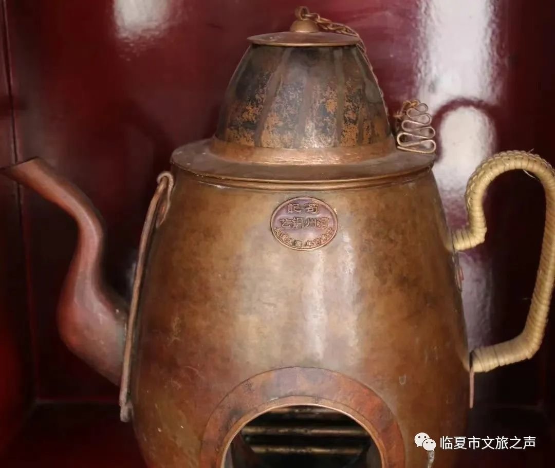 千锤万击方可成器 看匠人如何化一片铜为神奇