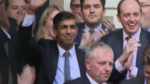 首相频繁更换，英国政局症结在哪儿？王义桅解读