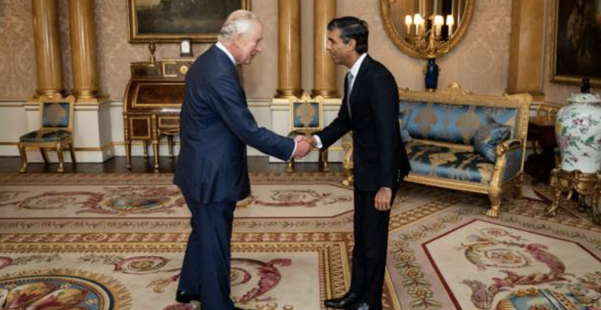 英国首相第一道命令 不许鼓掌 凤凰网